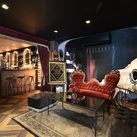 Playhaus Thonglor Hotel Banguecoque Exterior foto