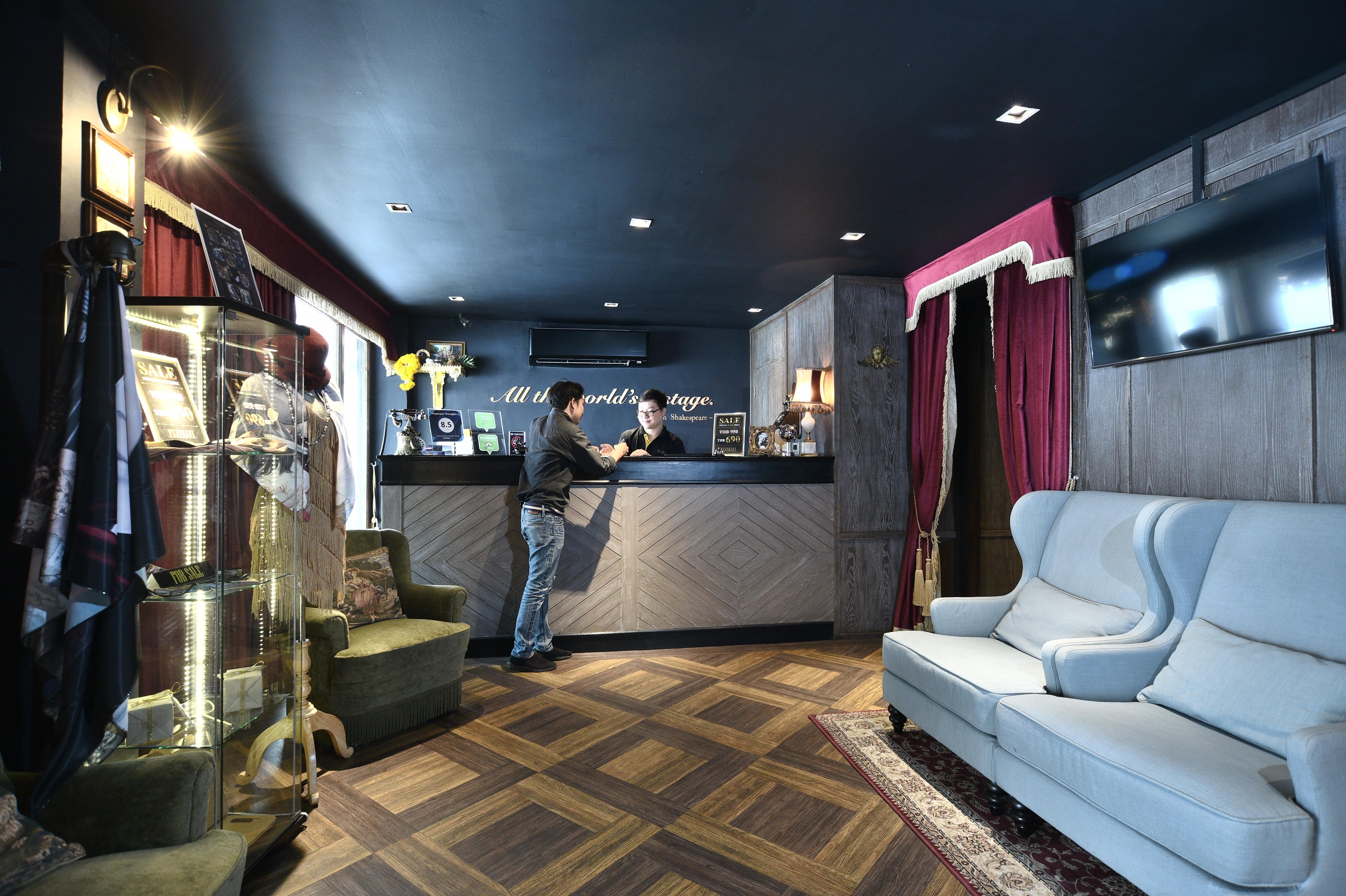Playhaus Thonglor Hotel Banguecoque Exterior foto
