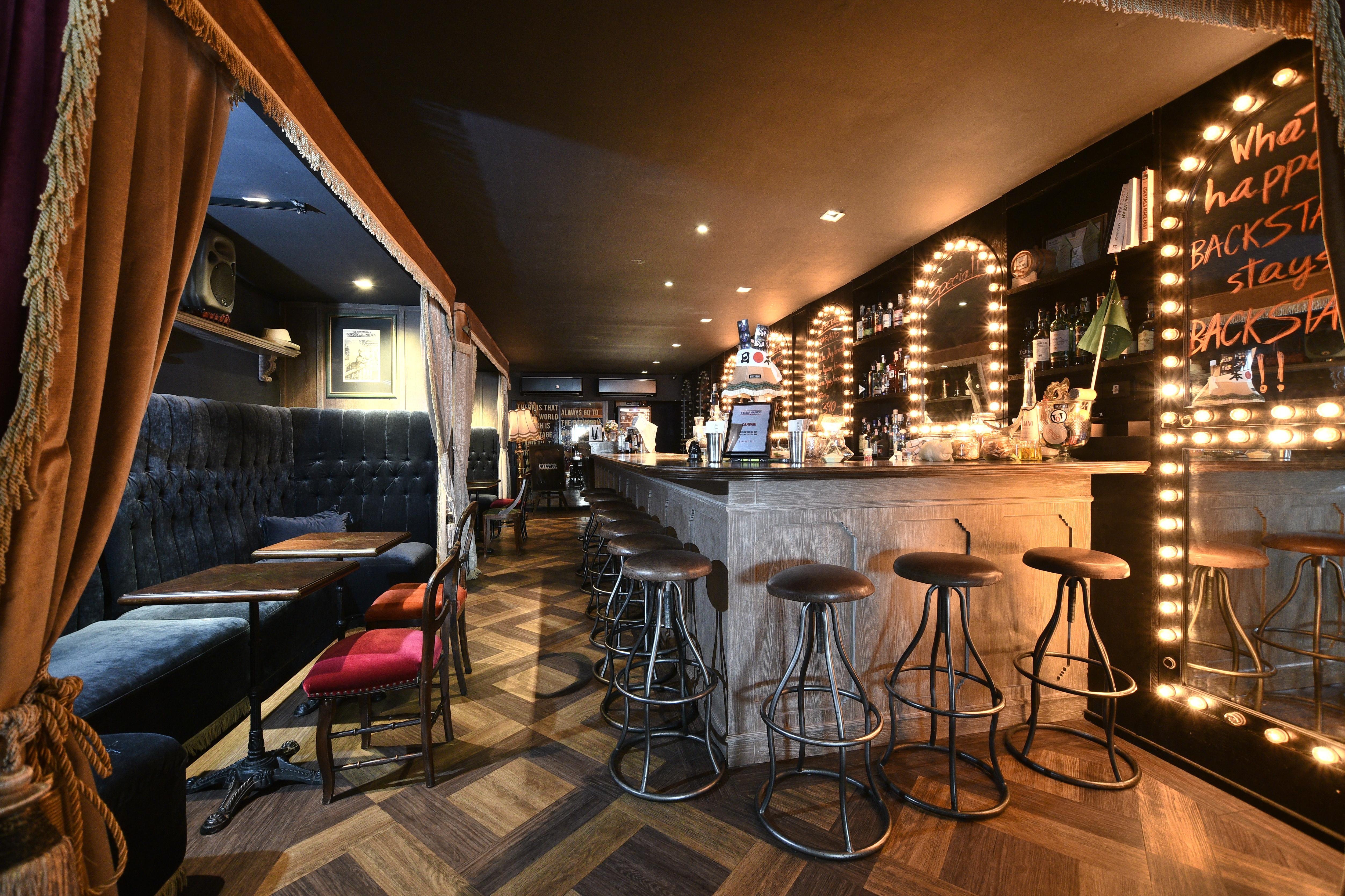 Playhaus Thonglor Hotel Banguecoque Exterior foto